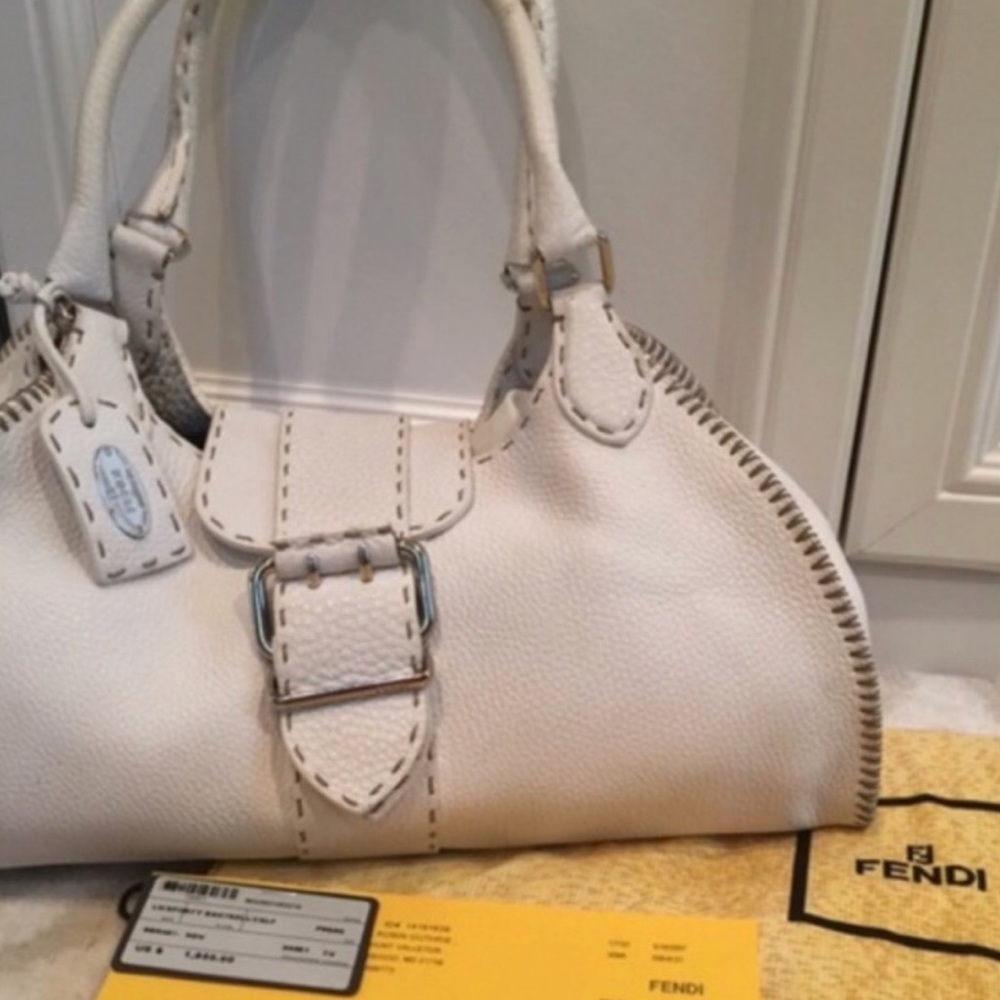 💯 Authentic Fendi Leather Selleria Bag